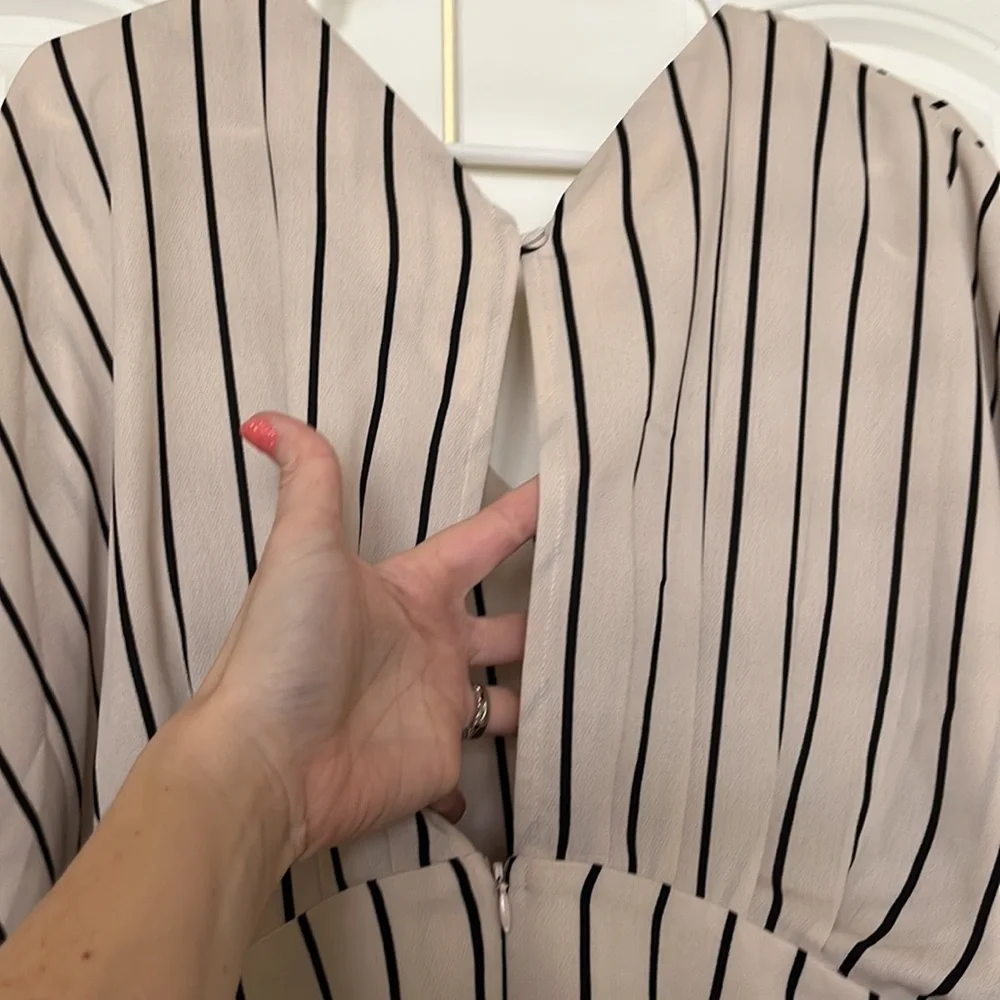 Open back romper - Picture 3 of 3